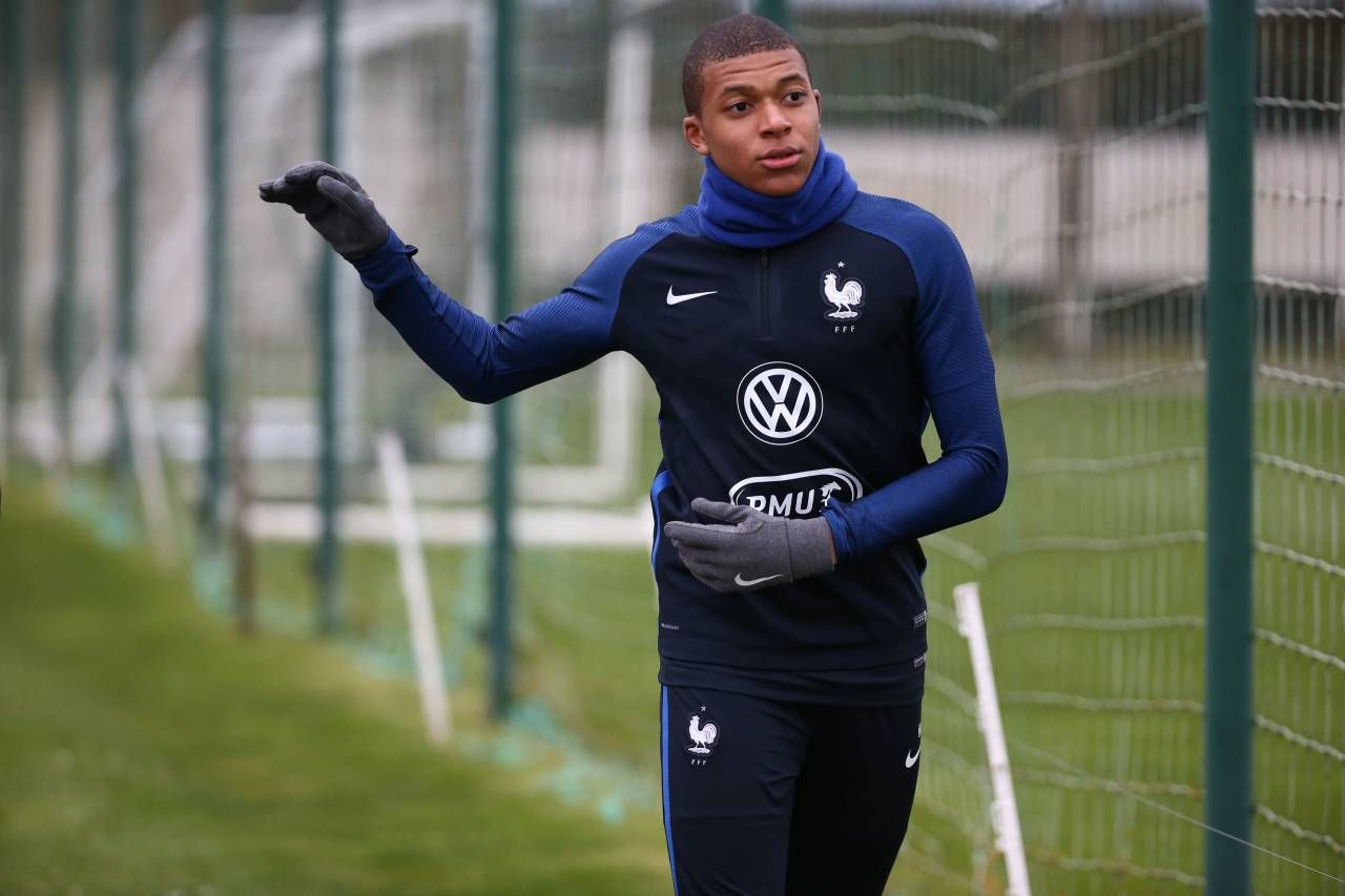 kylian mbappe dp profile pictures for whatsapp facebook